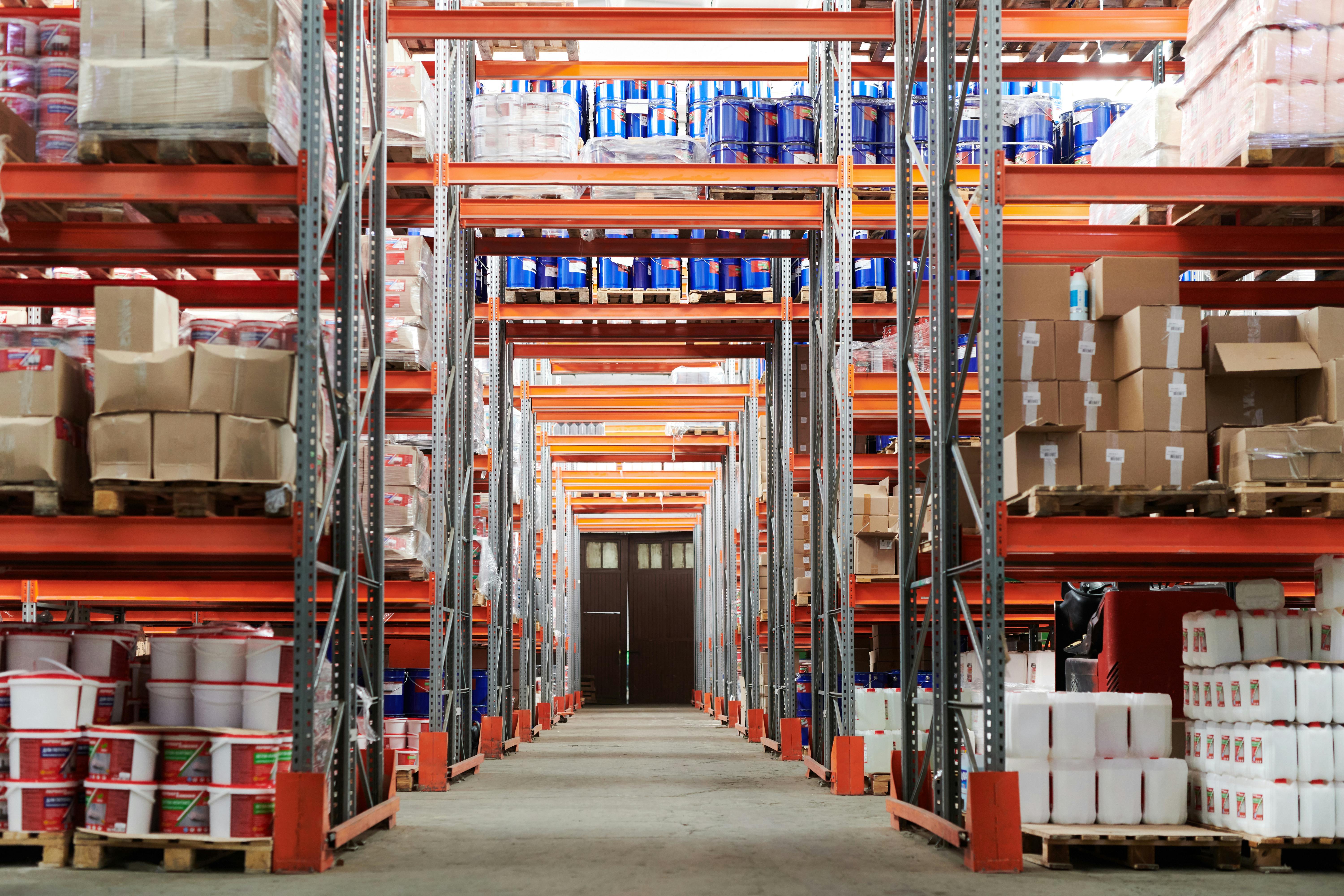 warehouse-multiple-boxes